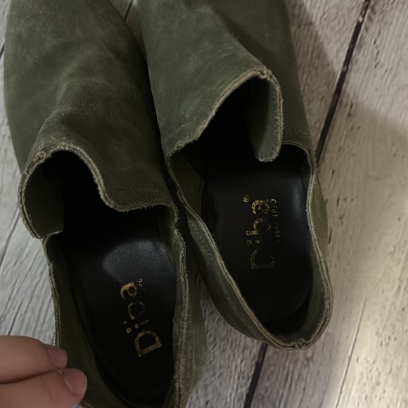 Diba Green Booties - Picture 6 of 8